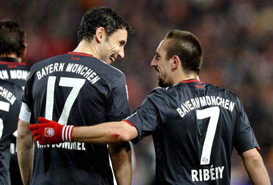 他又以接近 他又以接近