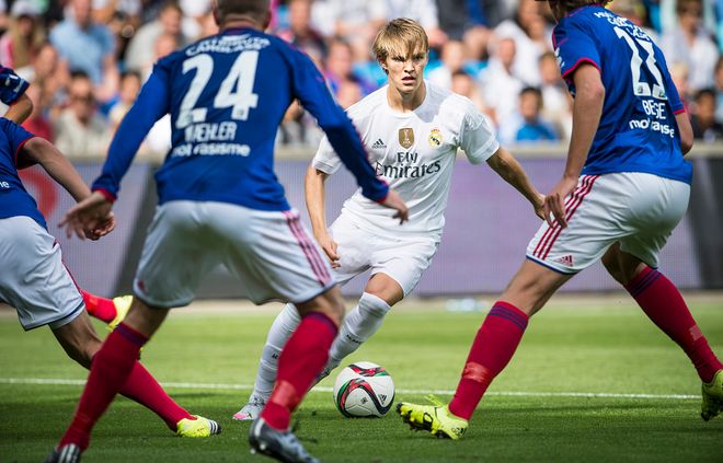 的目光再次 的目光再次