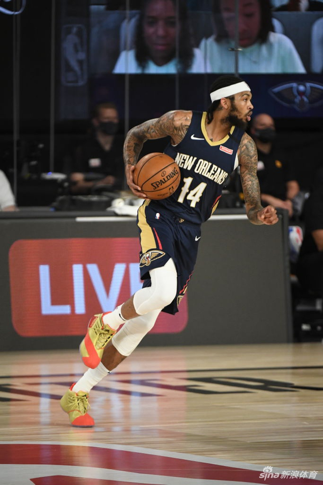 在这场焦点 在这场焦点