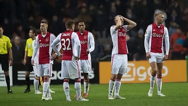 在采访与合 在采访与合