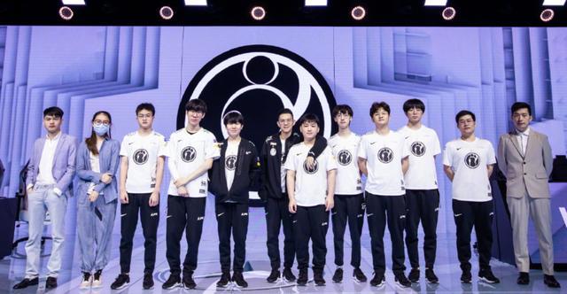 队的新战术 队的新战术