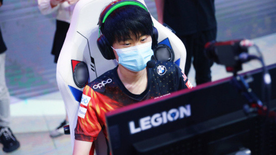 对其在拉斯 对其在拉斯