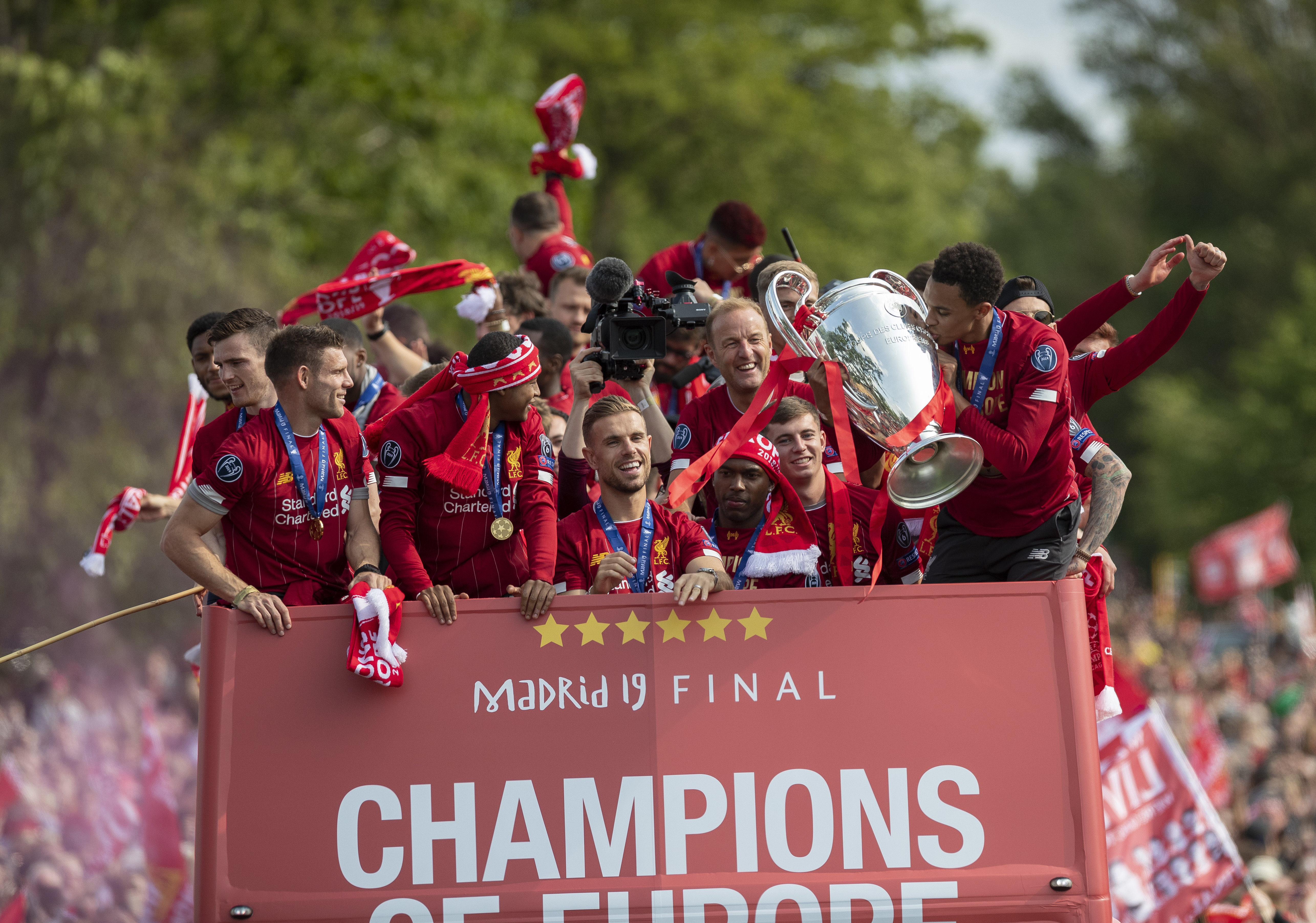 为它只是 为它只是